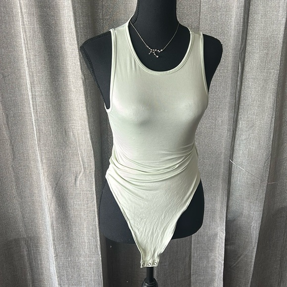 PrettyLittleThing Tops - Light Green Prettylittlething Bodysuit